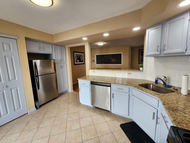 Photo - 30 Richmond St Townhome