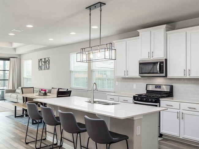 Foto del edificio - 453 Arrowhead Vine St