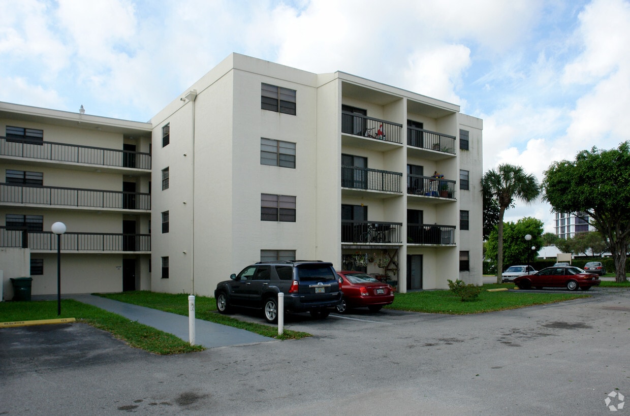Kendall Royale Apartments Apartments in Miami, FL