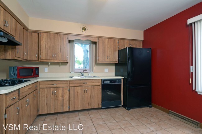 Building Photo - 7507 Nicollet Ave