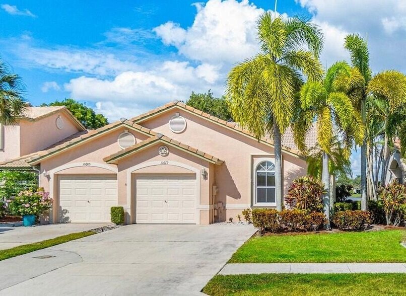 Photo - 10679 Lake Shore Drive Unit