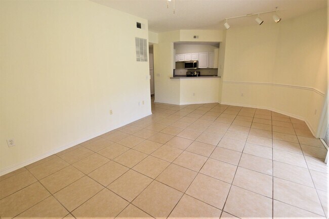 Foto del edificio - Resort-Style Living! Bright 1-Bedroom Cond...