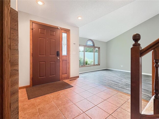 Building Photo - 15612 Canyon Ridge