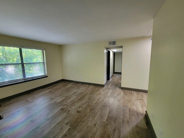 Foto del edificio - Parkwood Apartments