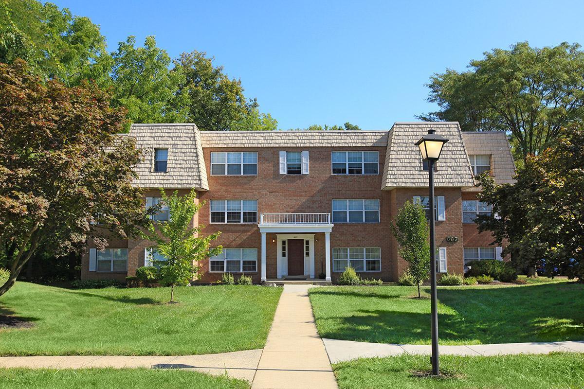 Primary Photo - 630 Wyncroft Ln