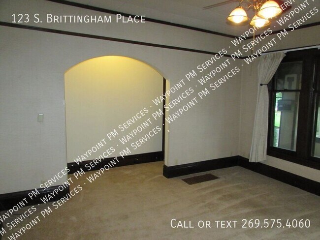 Foto del edificio - 123 S Brittingham Pl