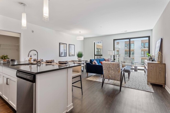 Building Photo - Parterre at Emerald Row