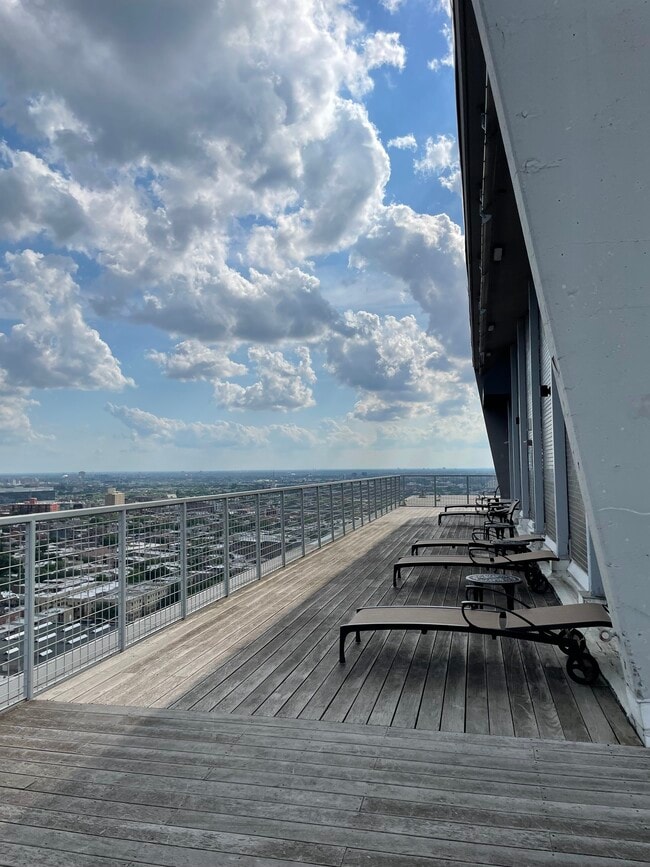 Building Photo - 3600 N Lake Shore Dr