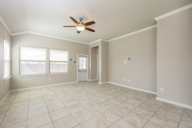 Foto del edificio - 13312 Canyon Mdw