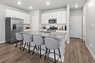 Building Photo - Sycamore Heights