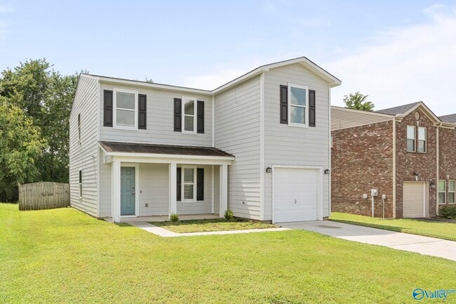 Building Photo - 102 Whitestone Dr NE