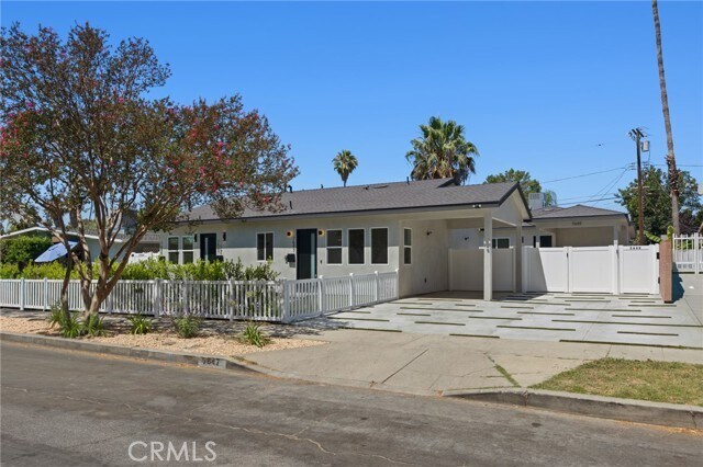 Foto del edificio - 7647 Melvin Ave
