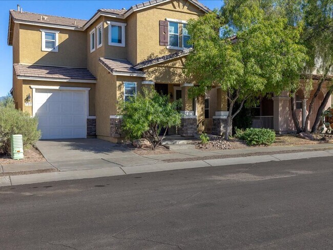 Building Photo - Pets accepted on owner approval