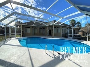 Building Photo - 1184 Naples Dr