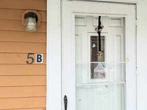 Building Photo - 5-9 Morton Square