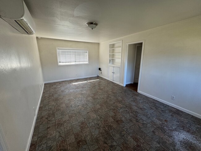 Building Photo - 1007 Glenn St