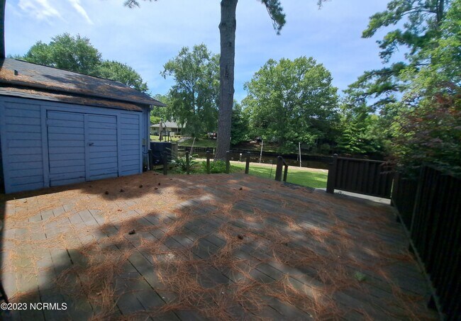 Building Photo - 26 Harbor Dr