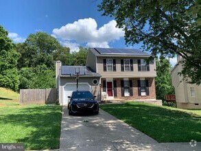 Building Photo - 2106 Blaz Ct