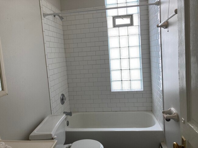 Foto del edificio - 1734 N Arlington Pl