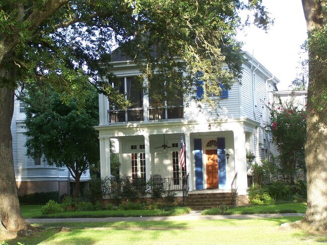 Front of home from Audubon Park - 1525 Exposition Blvd