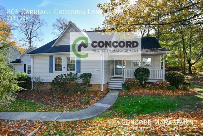 Photo - 806 Carriage Crossing Ln House