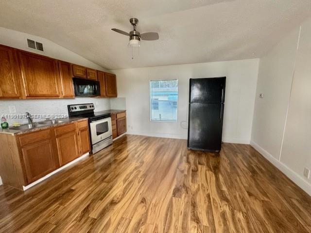 Foto del edificio - 5923 Oroverde Blvd