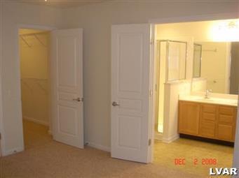 Foto del edificio - 8470 Putnam Ct