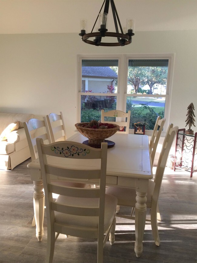 Foto del edificio - 22120 Cinnamon Ln