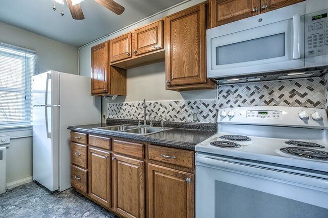 Foto del edificio - 1052 S 20th St