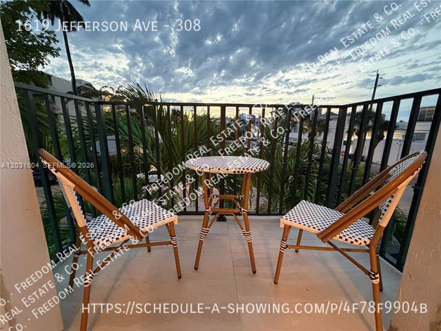 Foto del edificio - 1619 Jefferson Ave