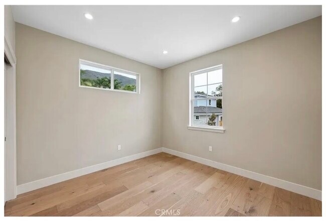 Foto del edificio - 3148 Johnson Ave