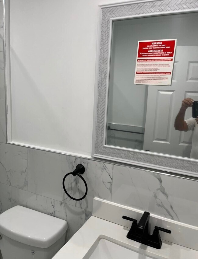 Bathroom 1 - 10206 Rockaway Beach Blvd