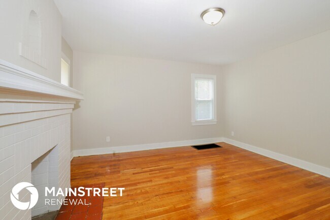 Building Photo - 1618 S 30th St