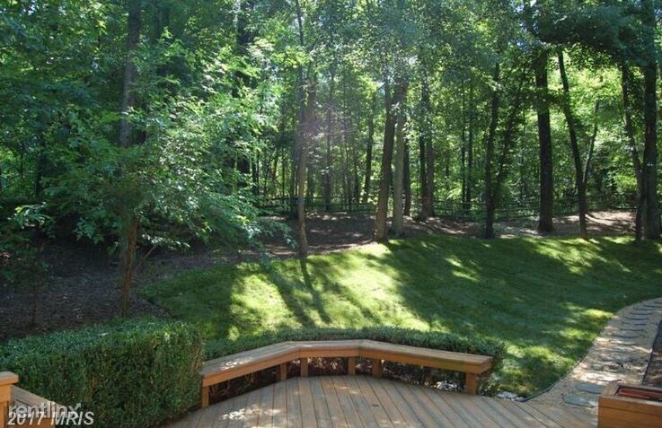 Building Photo - 5 br, 2.5 bath House - 12027 Lake Newport RD