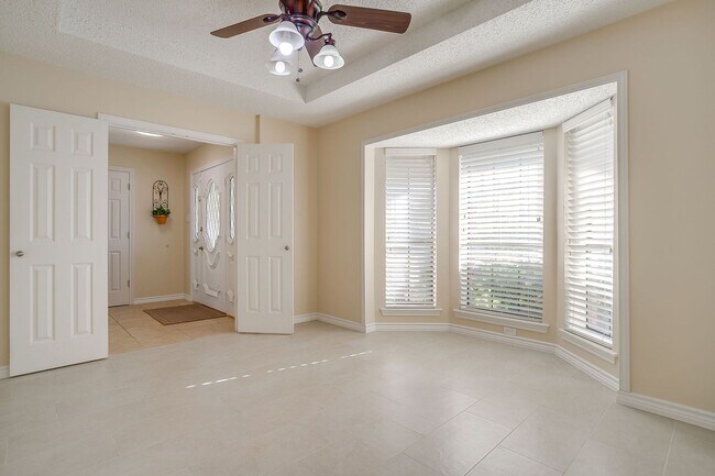 Foto del edificio - Great Move In Ready 3 Bedroom, 2 Bath Home Located in Northridge- Irving ISD- 75038