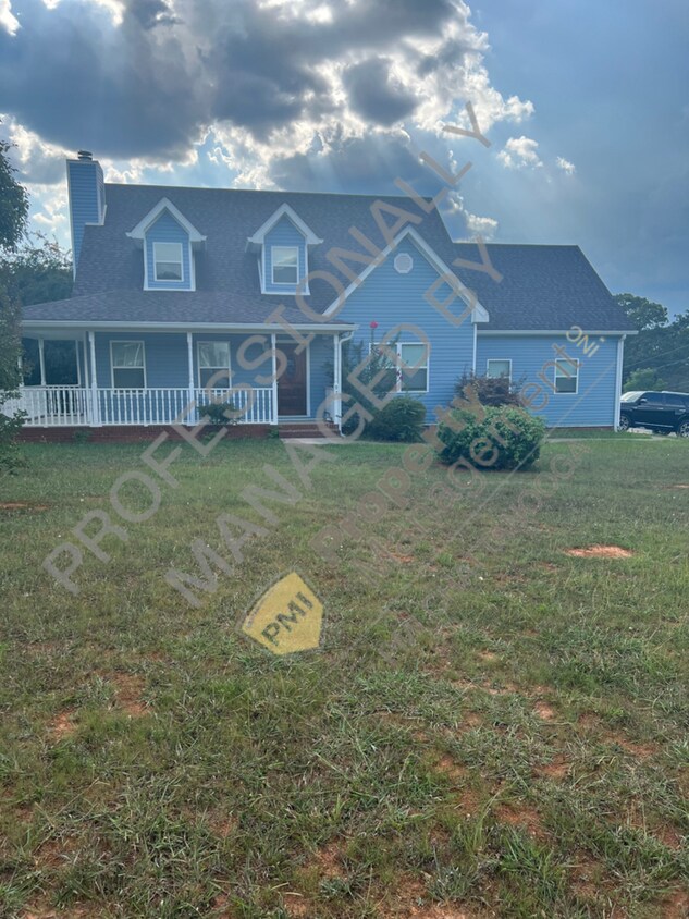 97 Spring Valley Ln, Ringgold, GA 30736 House Rental in Ringgold, GA