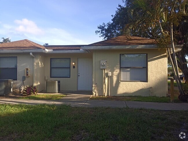 Building Photo - 5020 Sanctuary Way