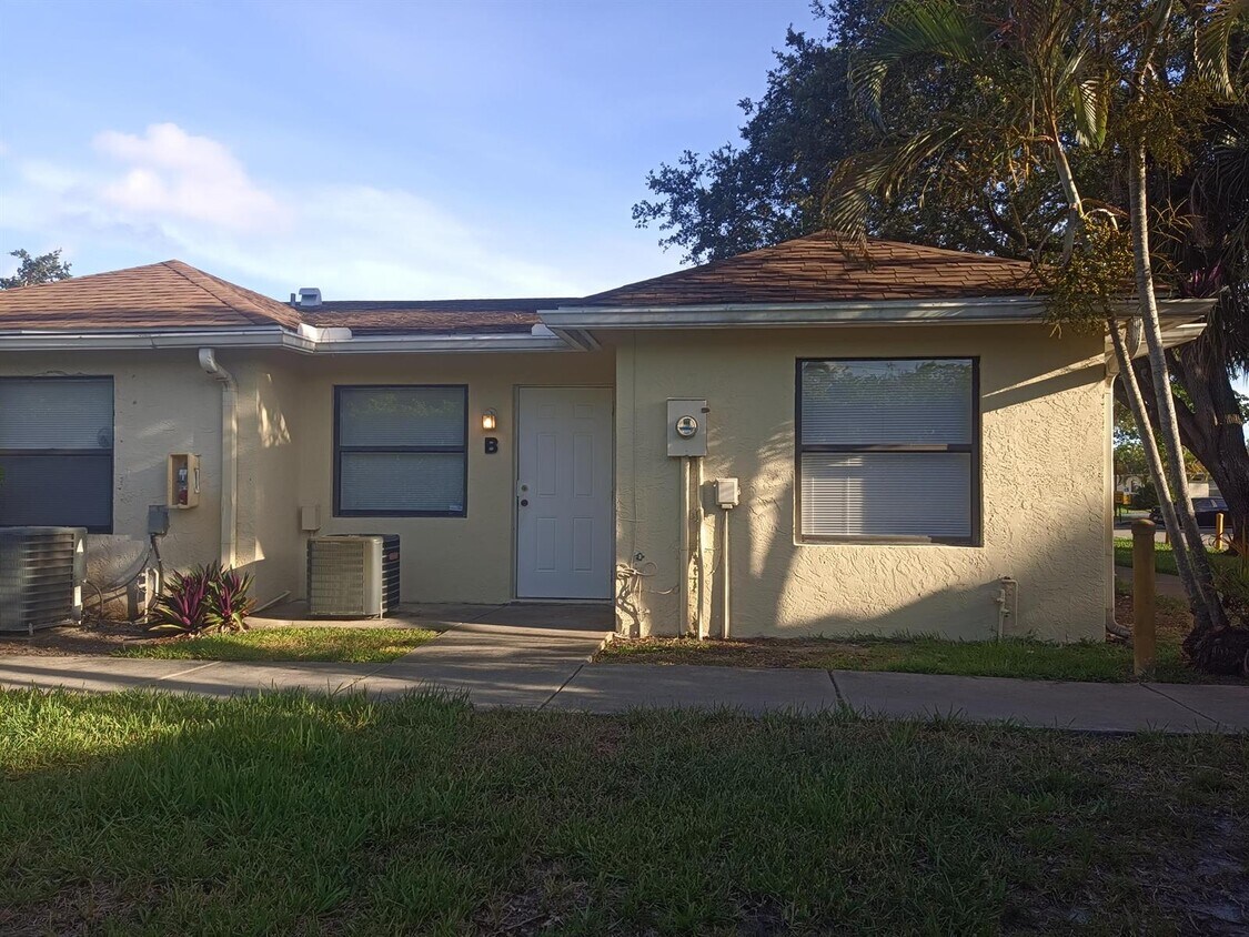 Primary Photo - 5020 Sanctuary Way