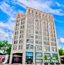 Building Photo - 1550 S Blue Island Ave