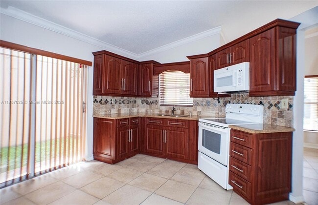 Foto del edificio - 12080 SW 248th Terrace