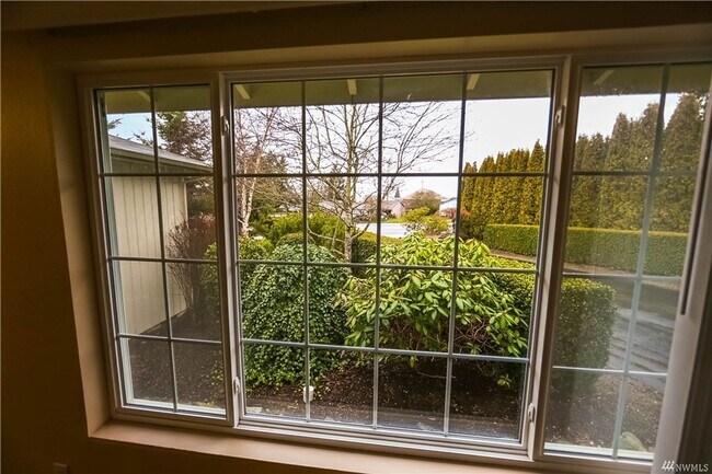 Foto del edificio - Very Nice Rambler In Quiet Cul de sac with Garage