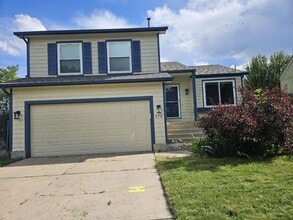 Building Photo - 250 Cypress Ln
