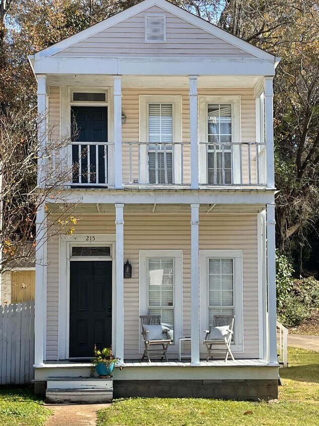 215 So.16th Street, Oxford MS - 215 S 16th St