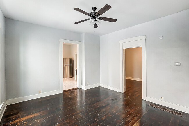 Foto del edificio - Three Bedroom In Dayton Available Now!