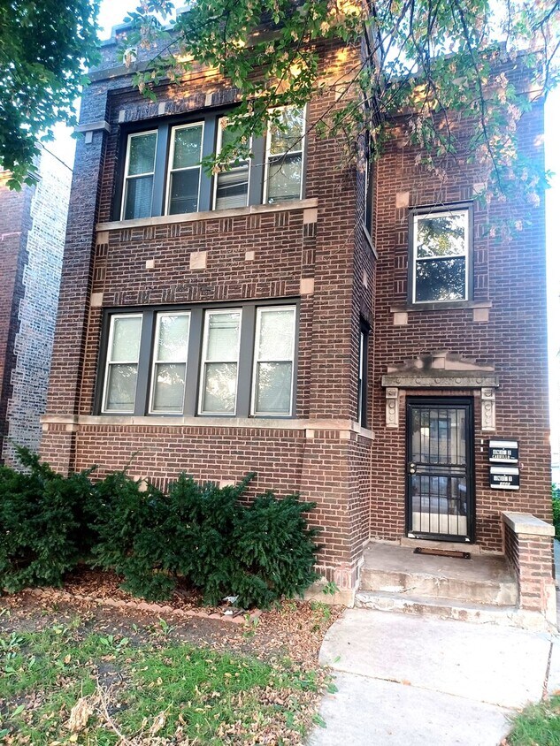 1335 S Austin Blvd, Cicero, IL 60804 House Rental in Cicero, IL