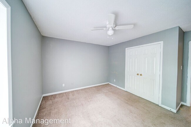Building Photo - 2201 Yorkhills Dr