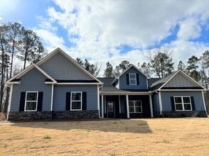 Building Photo - 130 Hawthorn Ln