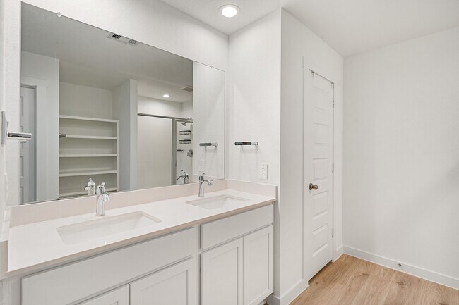 Foto del edificio - 3435 Langley Bnd Ln