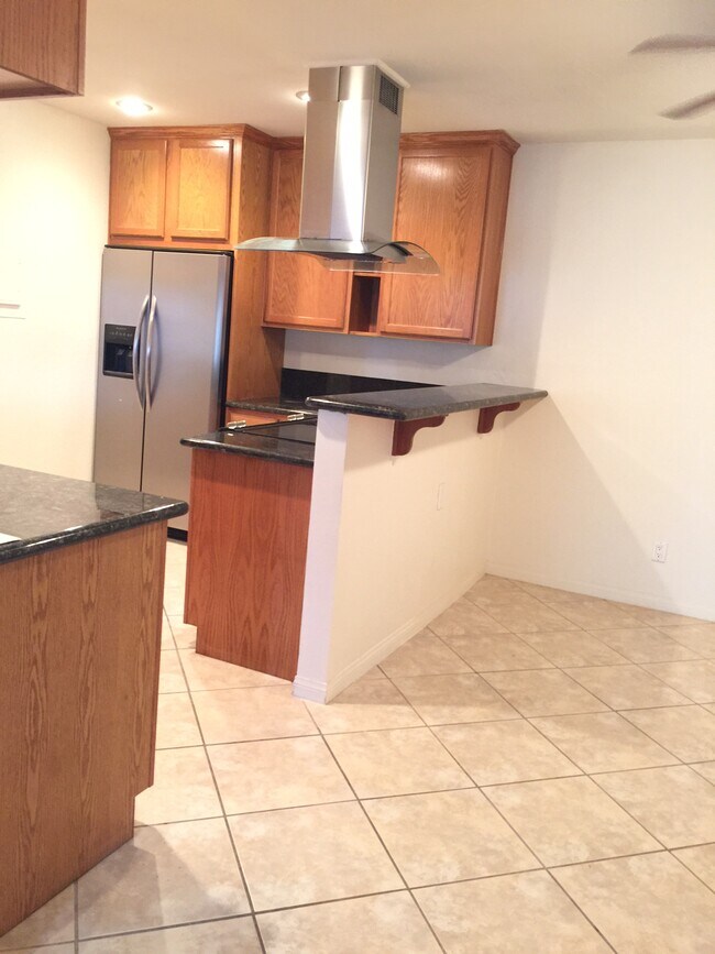 Building Photo - 1345 Cabrillo Park Dr