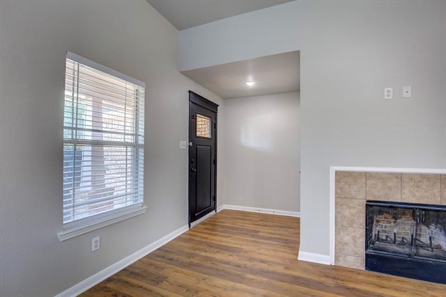 Foto del edificio - 12125 Tacoma Ridge Dr